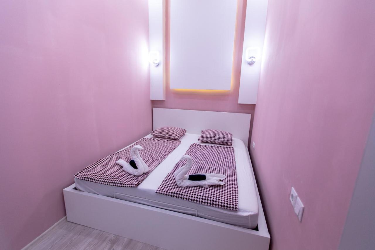 Deluxe Sapphire Residency - 4 Bedrooms บูดาเปสต์ ภายนอก รูปภาพ
